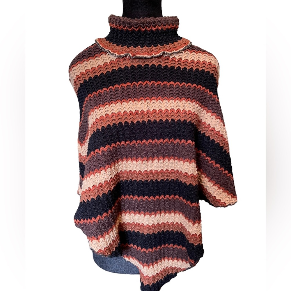 KLD Vintage 90s Earthy Boho Western Hippie Turtleneck Wavy Knit Fall Poncho Top